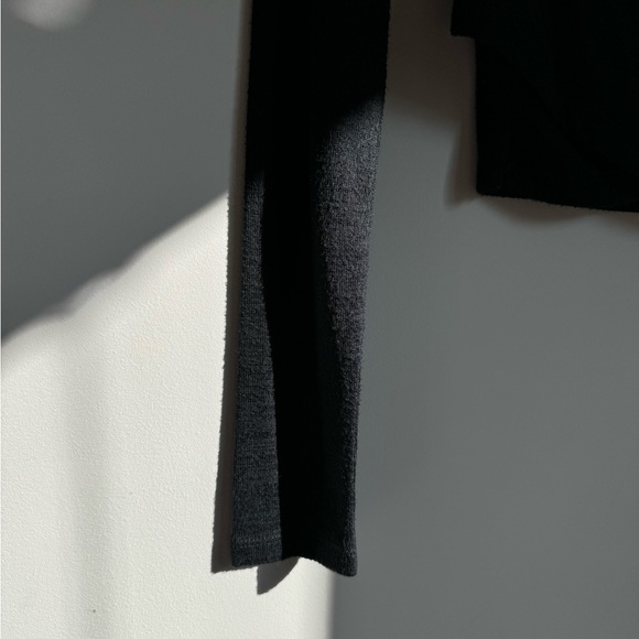 Abercrombie Black Wrap Long Sleeve - Picture 5 of 6